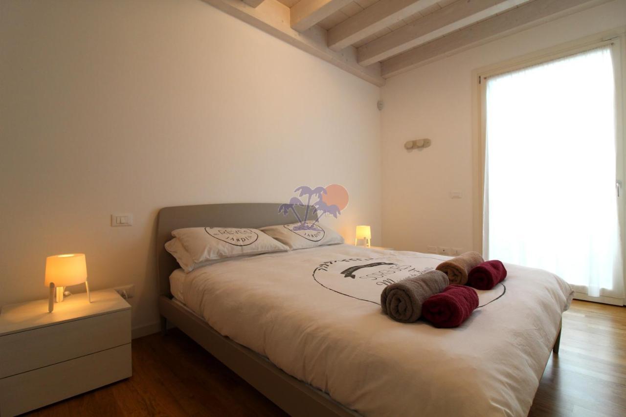 Appartamenti Acquadolce Peschiera del Garda Luaran gambar