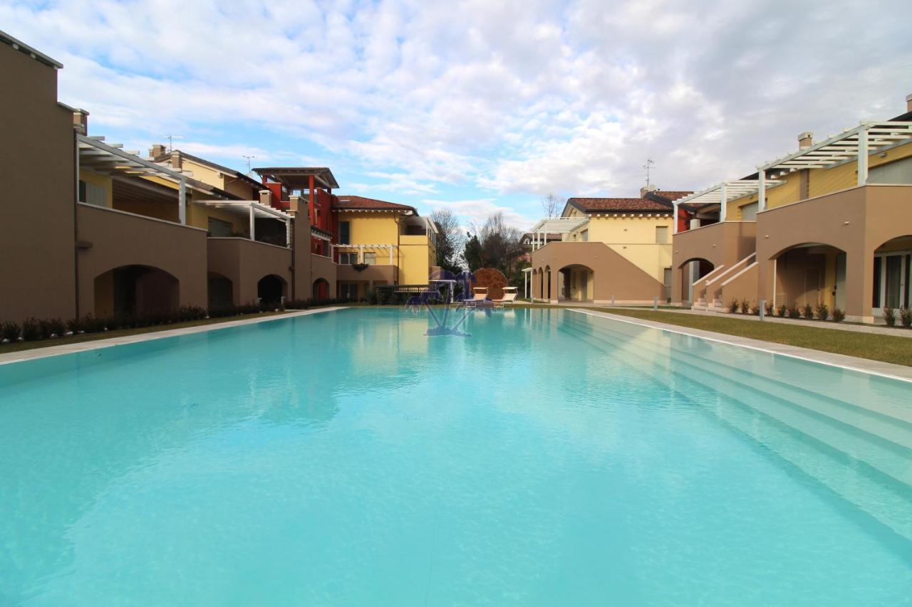 Appartamenti Acquadolce Peschiera del Garda Luaran gambar