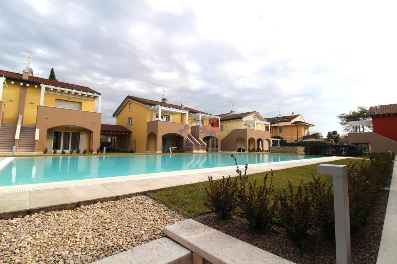 Appartamenti Acquadolce Peschiera del Garda Luaran gambar